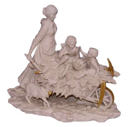 Фарфоровая статуэтка Композиция Возвращение с поля (белая)