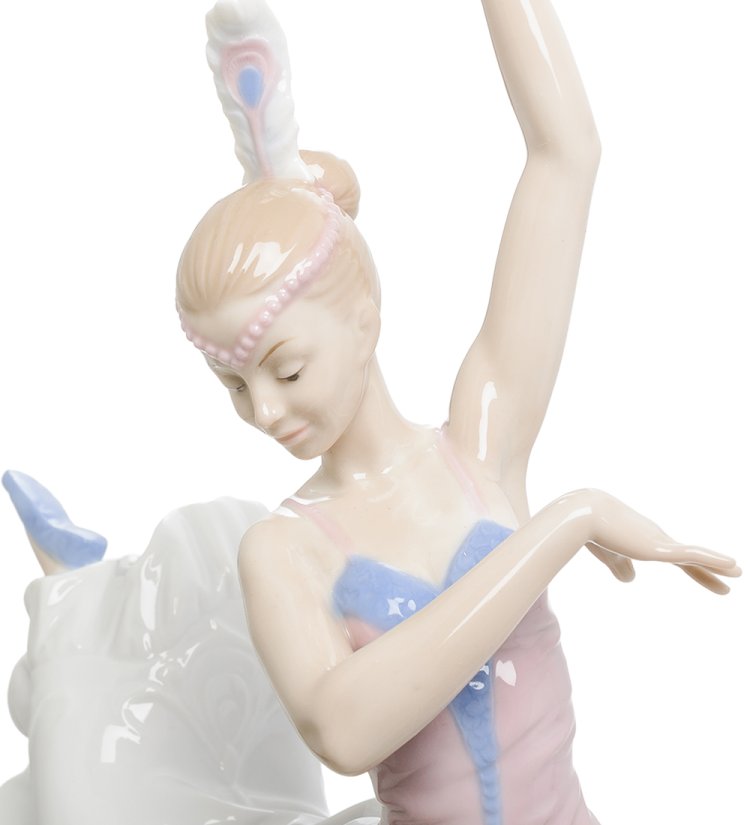 Статуэтка из фарфора Девушка танцовщица Pavone JP-22/ 11, фотография лица