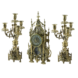 Часы с канделябрами каминные из бронзы Кафедральный