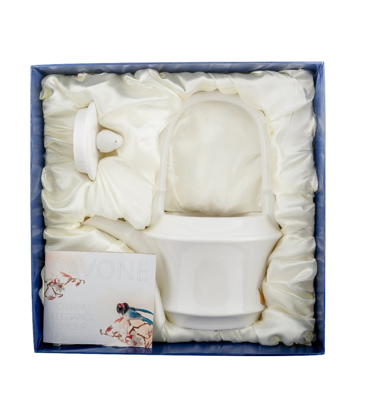 Заварочный чайник из фарфора Белый Бамбук Pavone FM-64/ 1, фотография в упаковке