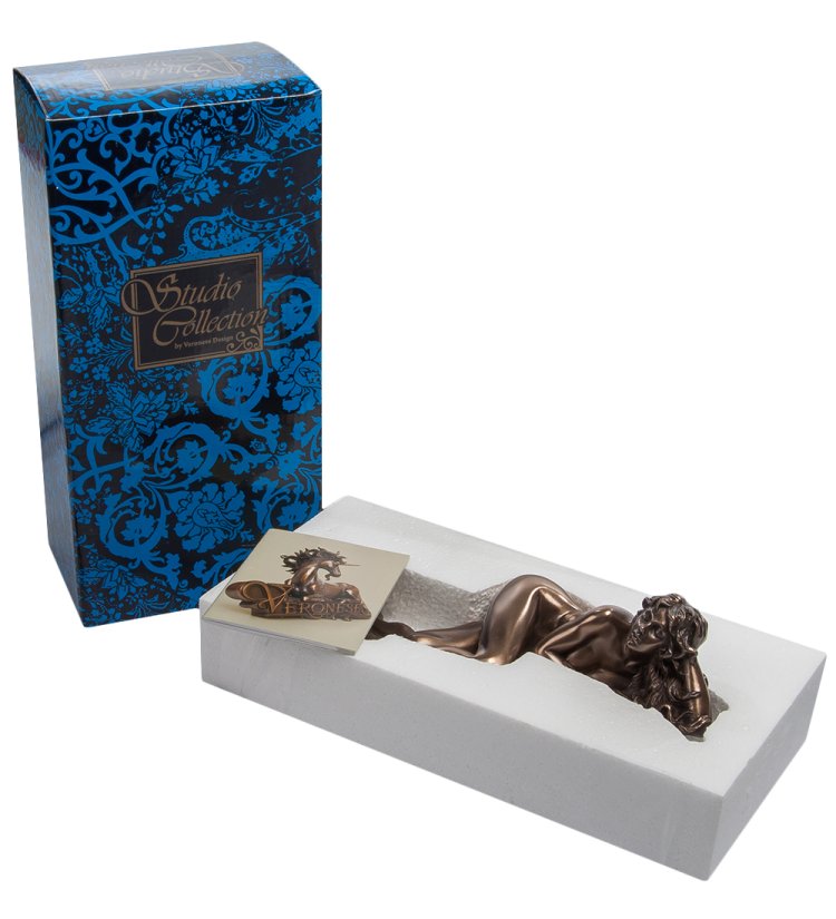 Статуэтка Лежащая Девушка Veronese WS-131, упаковочный вид