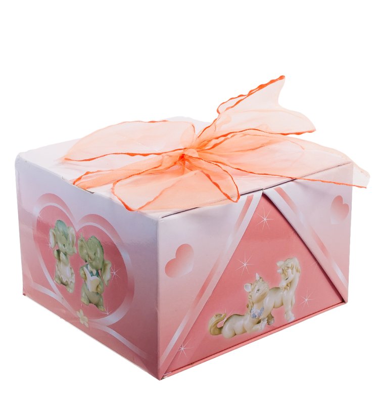 Статуэтка из фарфора Кролик с подарком за спиной Pavone JP-31/ 20, фотография коробочки