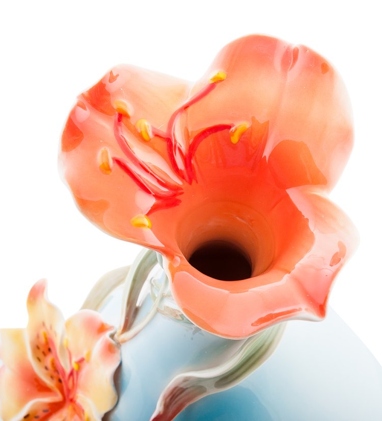 Ваза из фарфора для цветов Лилии Pavone FM-05/ 5, фотография крупным планом