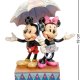 Статуэтка Микки и Минни с зонтом - Романтика под дождем Disney Traditions