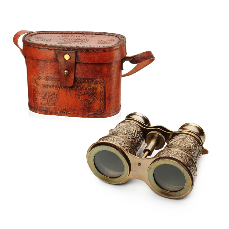 Бинокль в кожаном чехле Royal navy, центральный вид бинокля