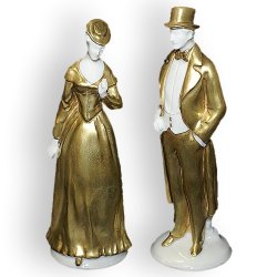 Статуэтка из фарфора Дама и кавалер