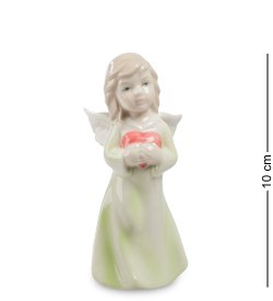 Статуэтка из фарфора Ангелочек с красным сердцем