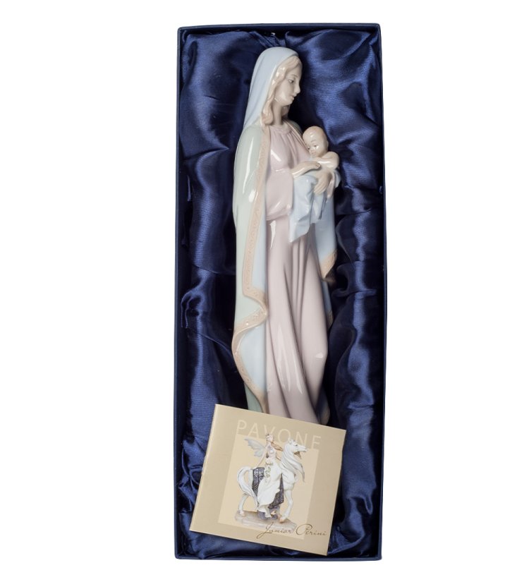 Статуэтка из фарфора Дева Мария с младенцем Pavone JP-40/18, фотография в упаковке
