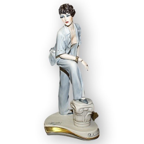 Статуэтка из фарфора Времена года - Осень