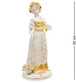 Статуэтка из керамики Девушка с букетом