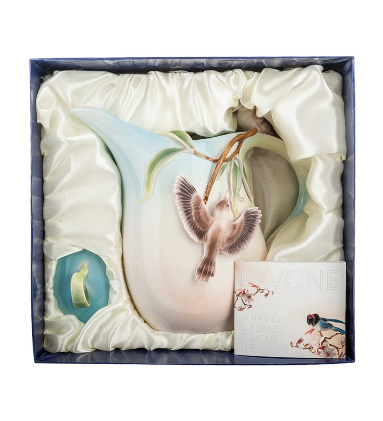 Заварочный чайник из фарфора Зимородок Кукабара Pavone FM-77/ 1, фотография в упаковке