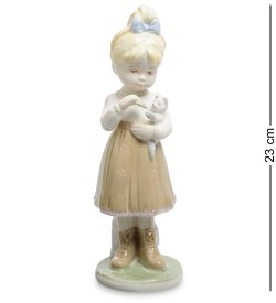 Статуэтка из фарфора Девочка с котенком