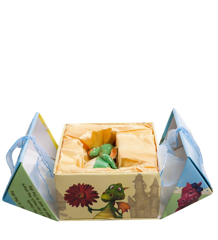 Статуэтка из фарфора Зеленый дракон с красным яблоком Pavone JP-41/ 4, упаковочный вид