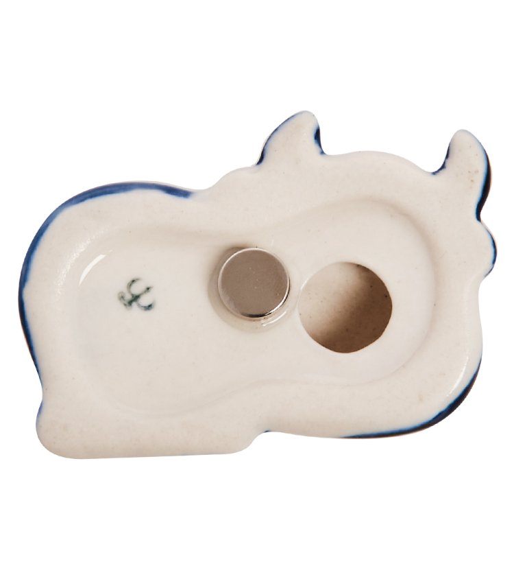 Магнит Бычок Голубая гжель ГЛ-673, фотография с обратной стороны