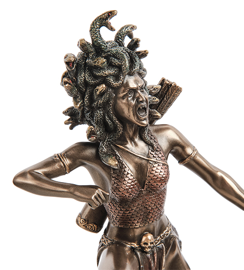 Статуэтка Медуза Горгона с луком в руках Veronese WS-1128, увеличенный вид