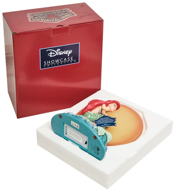 Статуэтка Мечты под луной из мультфильма Русалочка Disney Traditions, упаковочный вид