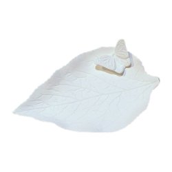 Декоративный лист с бабочкой