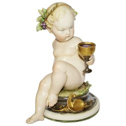 Статуэтка из фарфора Херувим с бокалом