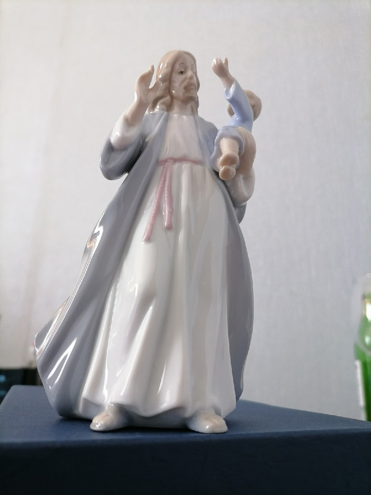 Статуэтка из фарфора Иисус с мальчиком на руках Pavone JP-40/21, фото со склада высота