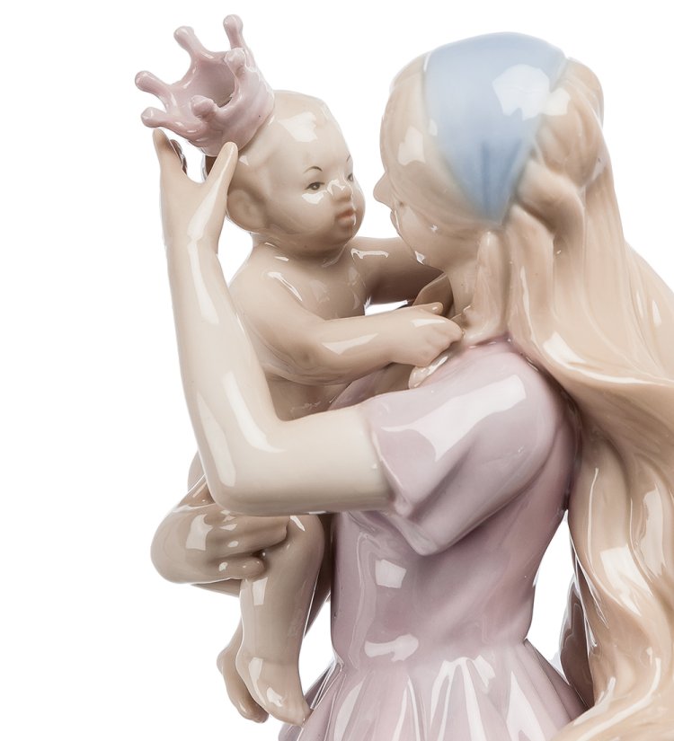Статуэтка из фарфора Мама с ребенком Моя принцесса Pavone JP-15/27, фотография крупным планом