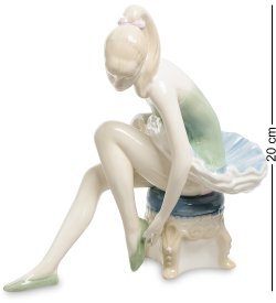 Статуэтка из фарфора Юная Балерина