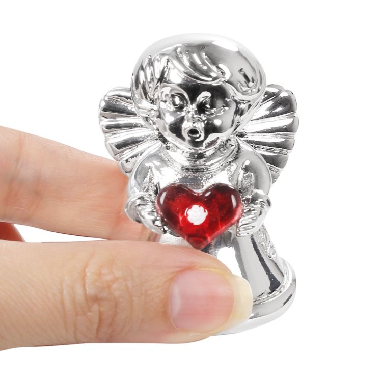 Статуэтка Ангелочек с сердцем