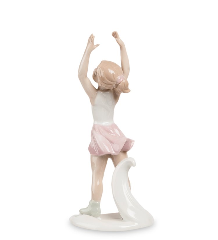 Статуэтка из фарфора Фигуристка на льду Pavone JP-27/48, фотография со спины