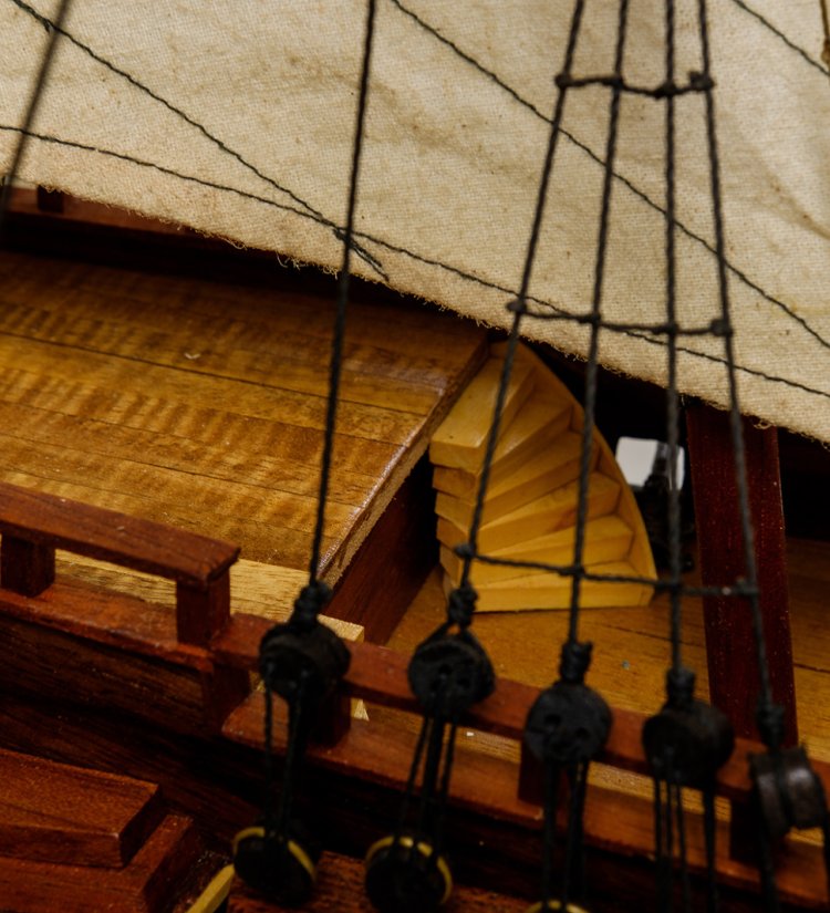 Модель корабля линкор Полтава, фотография палубы 2