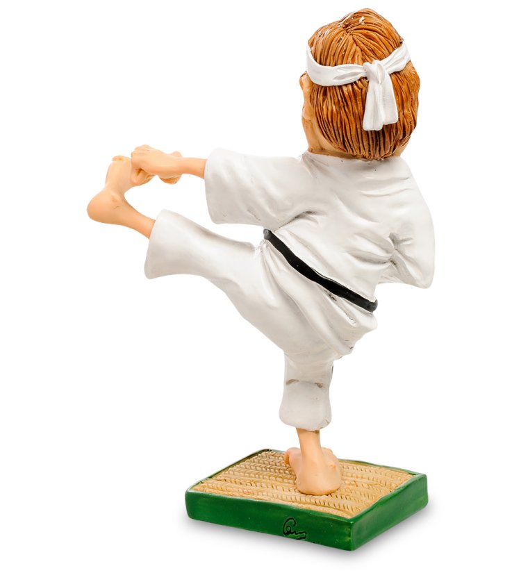 Статуэтка Каратист The Comical World of Stratford RV-937, оборотная сторона