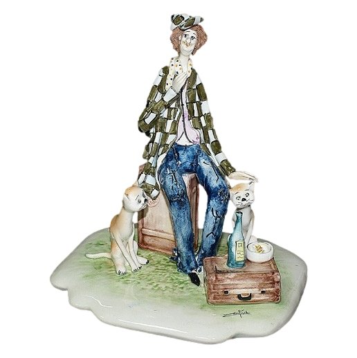 Фарфоровая статуэтка Бродяга и кошки