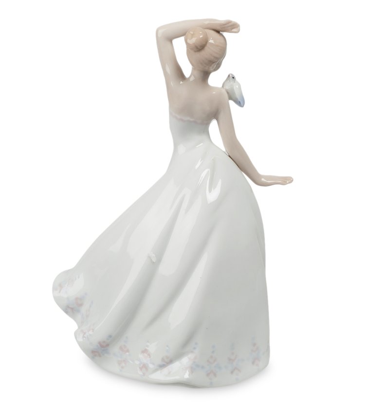 Статуэтка из фарфора Леди с птичкой на плече Pavone JP-29/ 40, фотография со спины