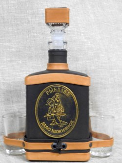 Графин для водки с рюмками Рыбалка дело наживное