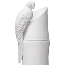 Статуэтка из фарфора Попугай Маккао