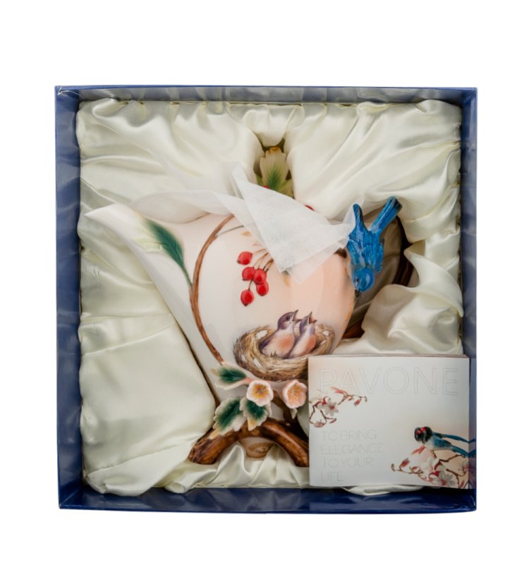 Заварочный чайник из фарфора Голубые птицы Pavone FM-80/ 1, фотография в упаковке