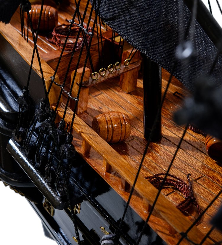 Модель корабля Черная жемчужина, фото палубы