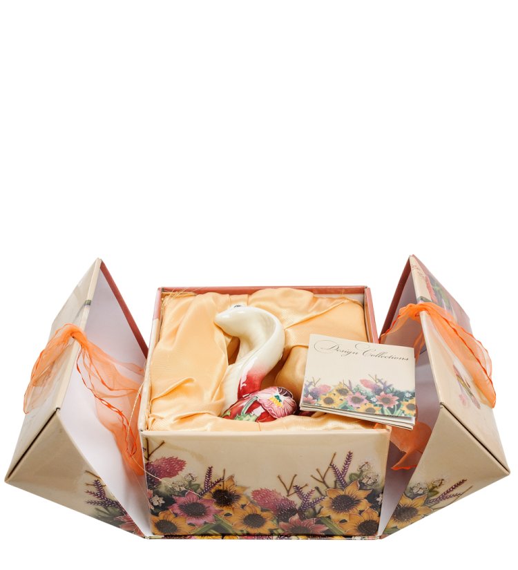 Фигурка из фарфора Красная Змея Pavone JP-51/15, фотография в упаковке