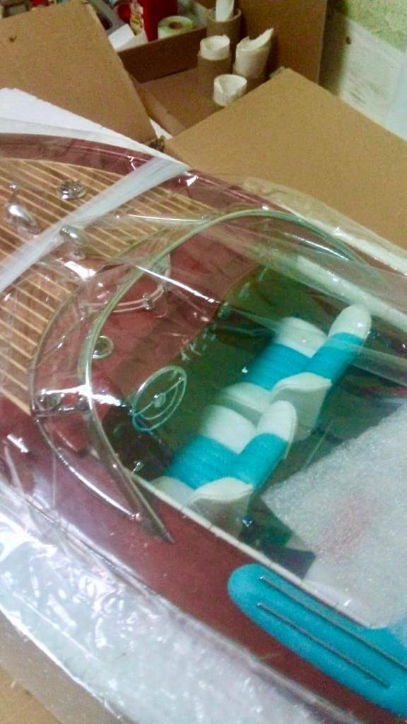 Модель Катера Riva Aquarama, фото со склада, увеличенный вид деталей