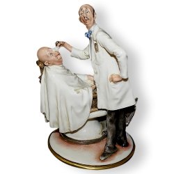 Фарфоровая статуэтка Цирюльник