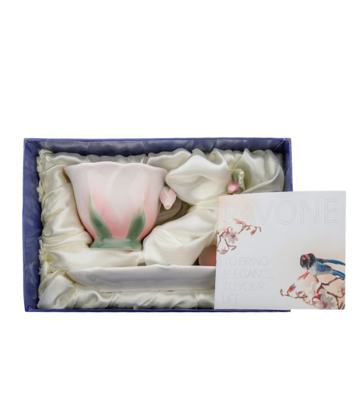 Чайная пара из фарфора с ложечкой Роза Pavone FM-01/ 3, фотография в упаковке