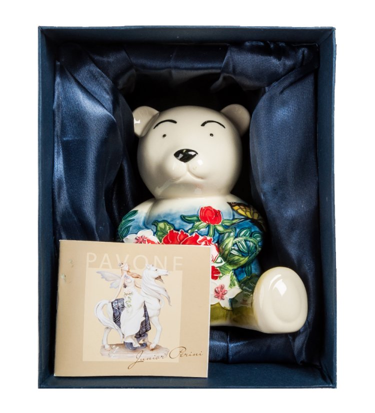Копилка из фарфора Мишка с красным цветком Pavone JP-158/10, упаковочный вид