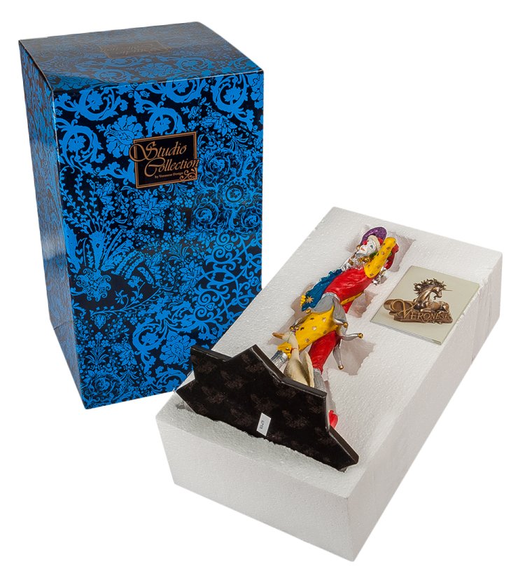 Статуэтка Шут в цветном костюме Veronese WS-679, упаковочный вид