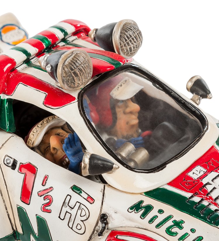 Фигурка Машины Miltilia 1/2 The Comical World of Stratford SCAR-77, увеличенный вид деталей