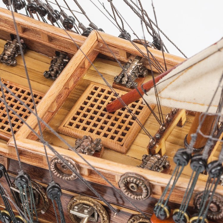 Модель корабля Гото Предестинация 60 см, черное дно