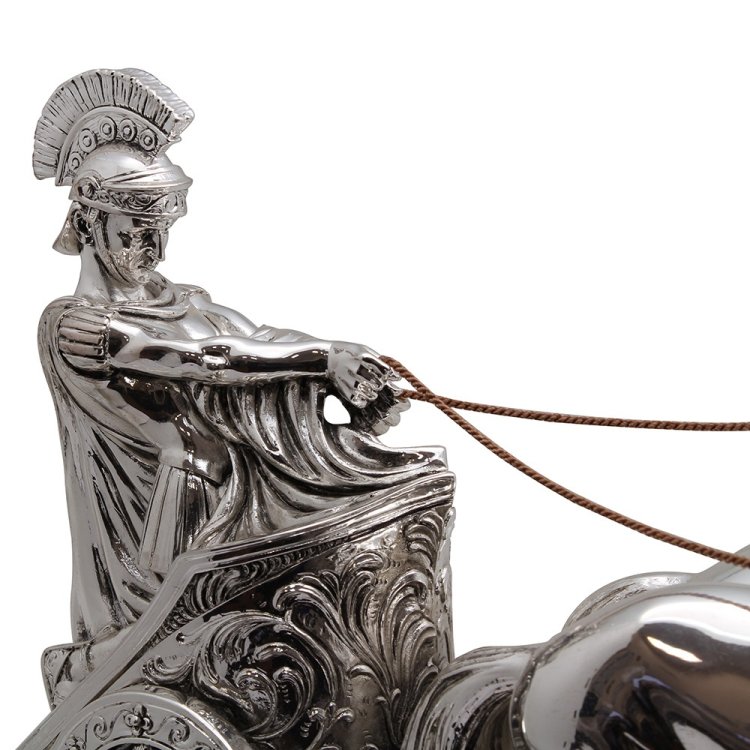 Статуэтка Колесница