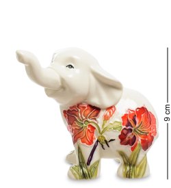 Статуэтка из фарфора Белый слоненок с поднятым хоботом