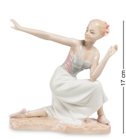 Статуэтка из фарфора Балерина присела на колено