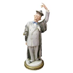 Статуэтка из фарфора Адвокат