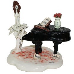 Фарфоровая статуэтка Леди и пианино