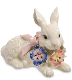 Фигурка из керамики Кролик с цветами