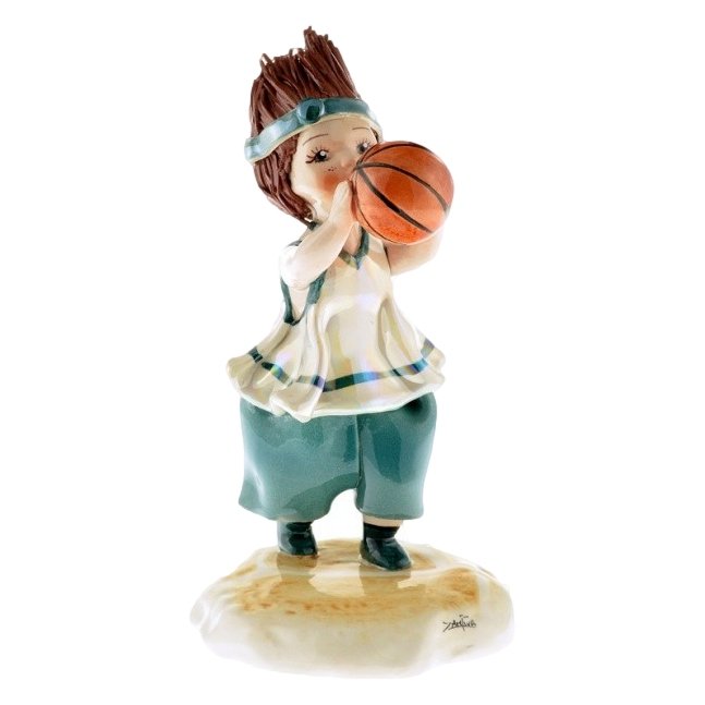 Фарфоровая статуэтка Баскетболист